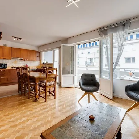 Le Carnot 84 - Beautiful T3 In The City Centre And Close To The Lake