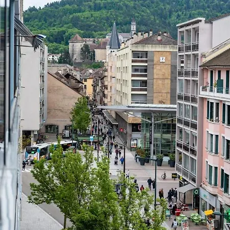 Le Carnot 84 - Beautiful T3 In The City Centre And Close To The Lake Apartment *